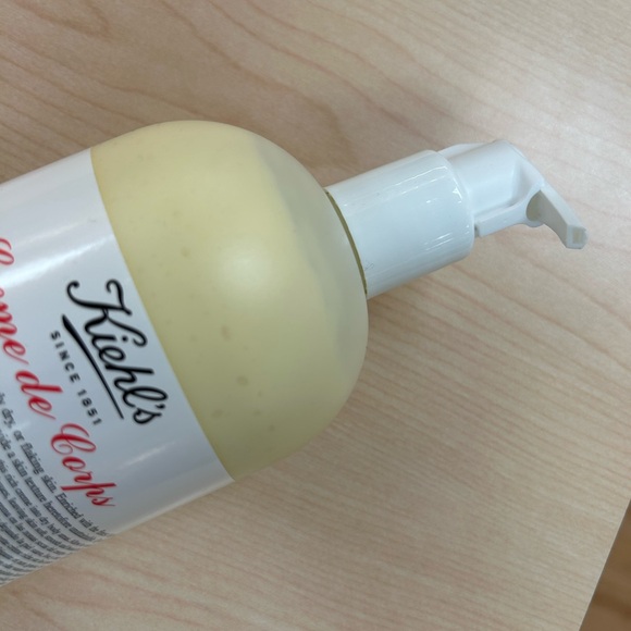 Kiehl's Creme De Corps Body Moisturizer Cream 33.8oz/1000 ml New, sealed new - Picture 3 of 16